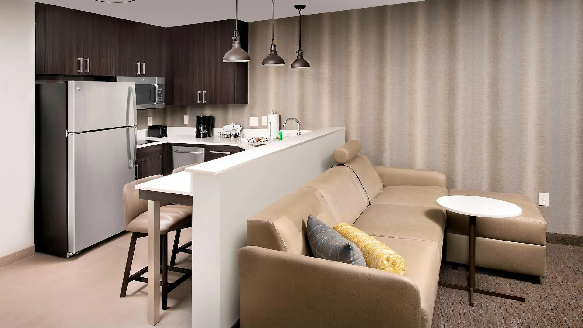 Residence Inn By Marriott Merida Hotel
