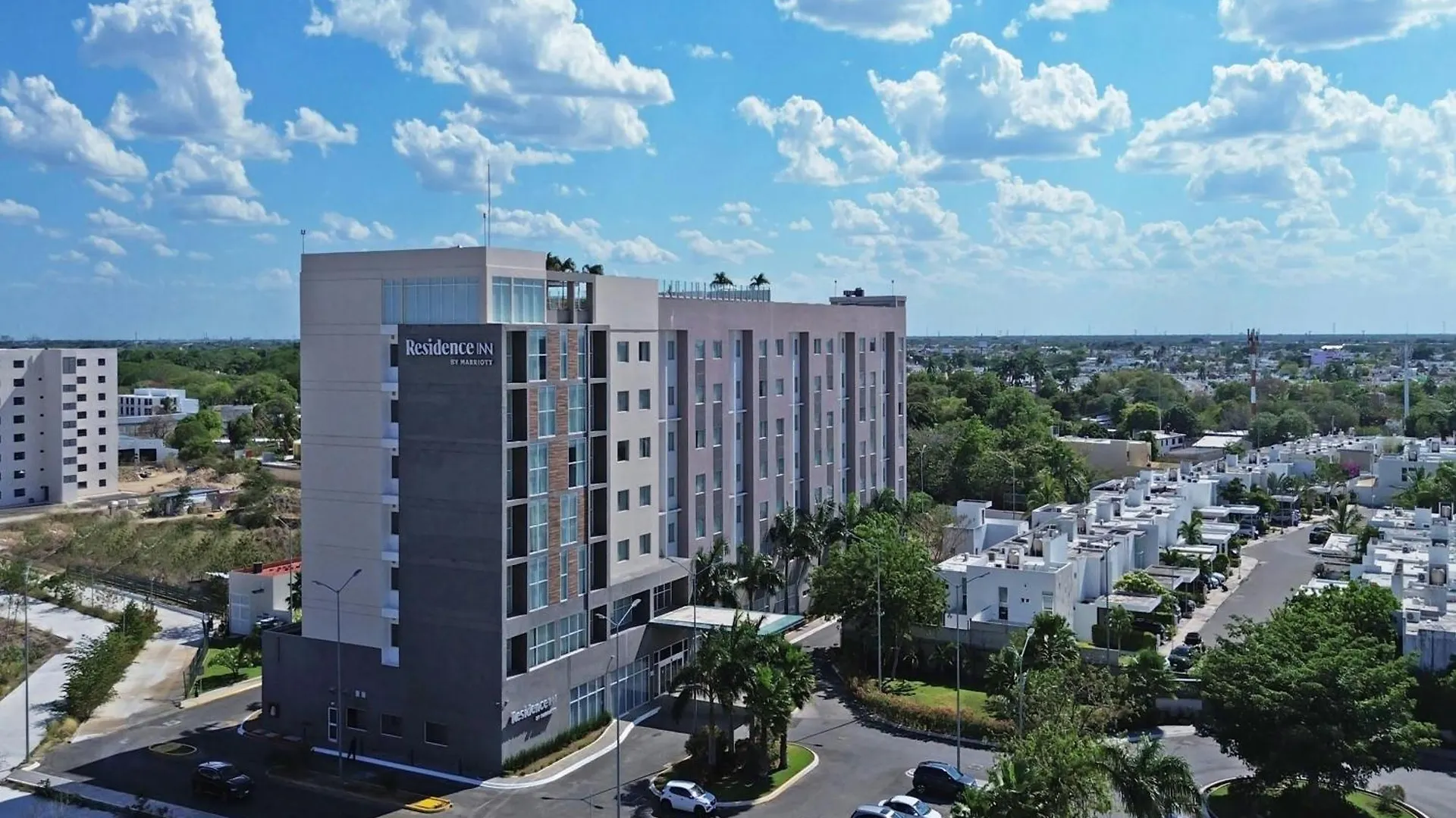 Residence Inn By Marriott Merida Hotel